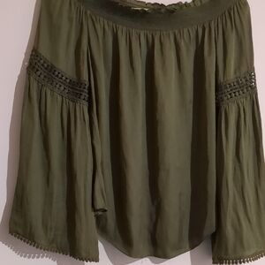 Lace Of The Shoulder